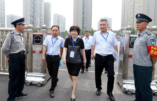 上街区委书记宋洁视察我区高考工作